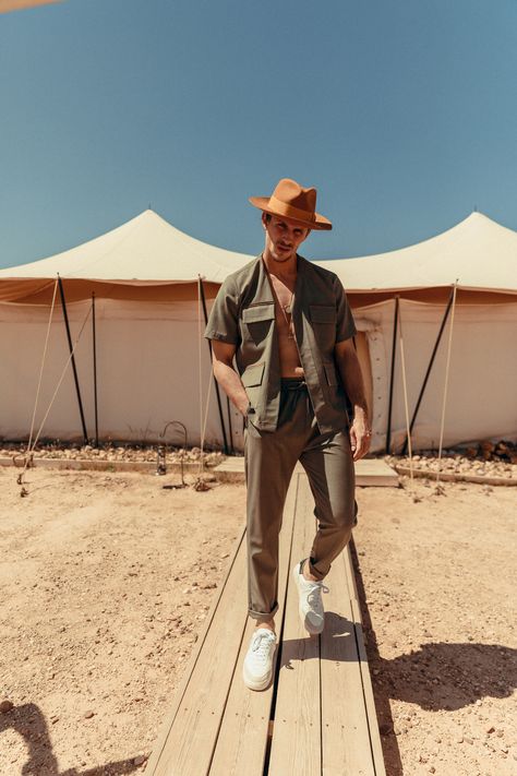 East London Menswear Brand Prévu Have Dropped Marrakech Desert Outfit Men, Desert Safari Outfit, Desert Outfit Ideas, Jungle Outfit, Dubai Fashion Week, Desert Outfit, Safari Outfit, Safari Outfits, Modern Cowboy