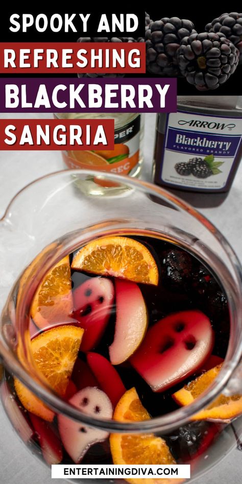 Spooky Blackberry Halloween Sangria With Red Wine | Sangria Recipes Halloween Sangria, Blackberry Brandy, Halloween Party Menu, Blackberry Sangria, Halloween Brew, Halloween Recipes Drinks, Halloween Punch Recipes, Easy Sangria Recipes, Thanksgiving Cocktail Recipes