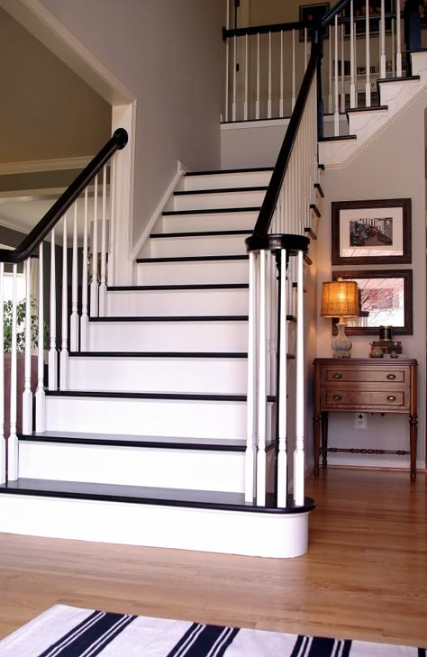 Stain stairs darker than either upper or lower floor? Black And White Stairs, Stair Railing Makeover, Diy Staircase Makeover, Stairs Renovation, White Staircase, Black Stairs, Painted Staircases, White Stairs, Stair Makeover