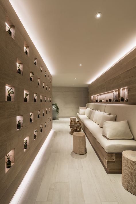 Spa Relaxation Room, 1 Hotel Brooklyn Bridge, Spa Lounge, Modern Spa, Spa Room Decor, Spa Interior Design, Spa Lighting, Organic Spa, 1 Hotel