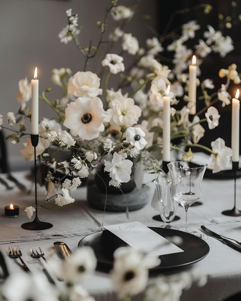 The concept of a black and white chamber wedding 🤍🩶🖤 #mg_eventdesign White And Black Flowers Aesthetic, Black And White Wedding Welcome Table, White Flower Tablescape, Black And White Wedding Tablescapes, Fall Wedding Black Tie, Spring Black And White Wedding, Wedding Flowers Minimalist, Black And White Place Cards, Black Tie Wedding Florals