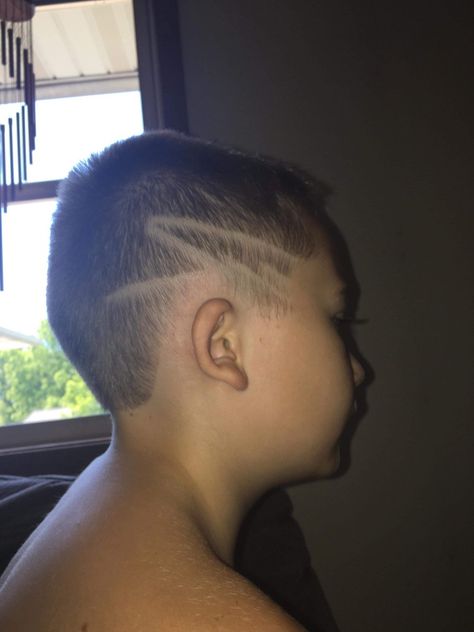 Boys Haircut Designs Lines Kids, Lightening Bolt Boy Haircut, Boys Hair Lightning Bolt, Boys Haircuts With Designs, Boys Haircut, How To Lighten Hair, Boys Haircuts, Hair Cuts, Hair