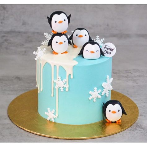 Baby Penguins Cake Cake Push Pops, Penguin Cakes, Galaxy Cake, Penguin Birthday, Personalised Cupcakes, Cake In A Jar, Easter Specials, Winter Cake, Eggless Cake