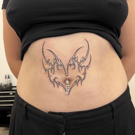 bookings for july open 💟 #berlintattoo #cybertribal #bellytattoo Around The Belly Button Tattoo, Around Belly Button Tattoos For Women, Belly Button Tattoos, Belly Button Tattoo, Belly Tattoos, Belly Tattoo, Tattoo Inspo, Black Tattoos, Cute Tattoos