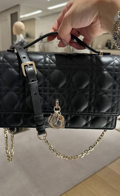 Bag Wishlist, Gucci Purses, Cross Body Bags, Crystal Beads Bracelet, Bags Black, Chanel Bags, Beads Bracelet, Lady Dior, Hand Bags