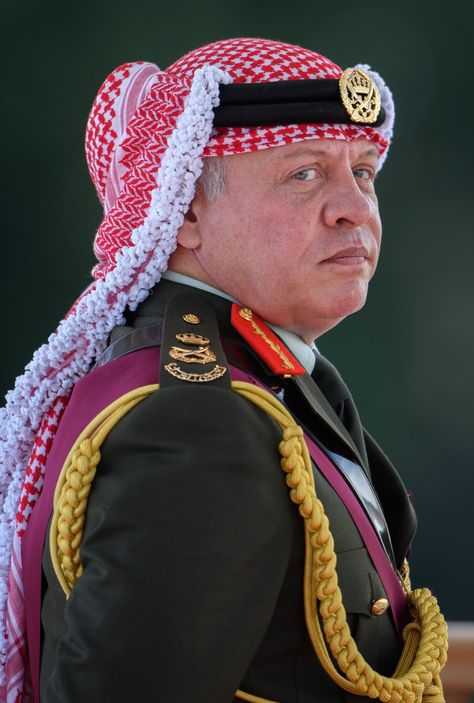 King Abdullah II Ahlan Wa Sahlan, Princess Haya, Jordan Country, Jordan Royal Family, King Abdullah, Flying Carpet, Instagram Profile Picture Ideas, Queen Rania, Princess Stephanie