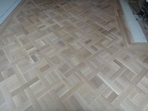 basket weave parquet Floor Transitions, Floor Makeover, Square Basket, Parquet Floors, Square Baskets, Refinishing Floors, Wood Parquet, Patterned Floor Tiles, Basket Pattern