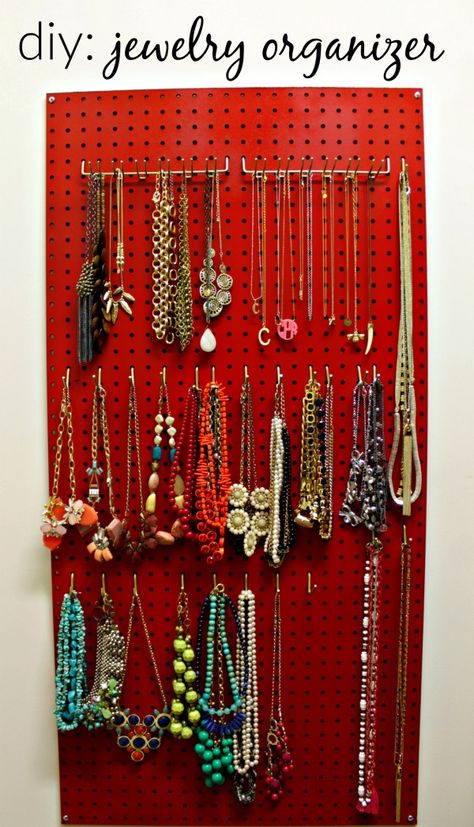 Cabinet In Closet, Pegboard Jewelry Display, Jewelry Pegboard, Unique Jewelry Storage, Jewelry Organizer Ideas, Jewelry Making Studio, Diy Jewelry Organizer, Pegboard Ideas, Pegboard Storage