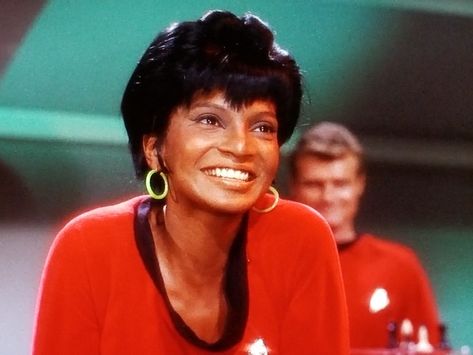 Uhura Star Trek, Nichelle Nichols, Crazy Toys, Star Trek Spock, Star Trek Original Series, You Are The Greatest, Star Trek Original, Belt Holster, Star Trek Tos