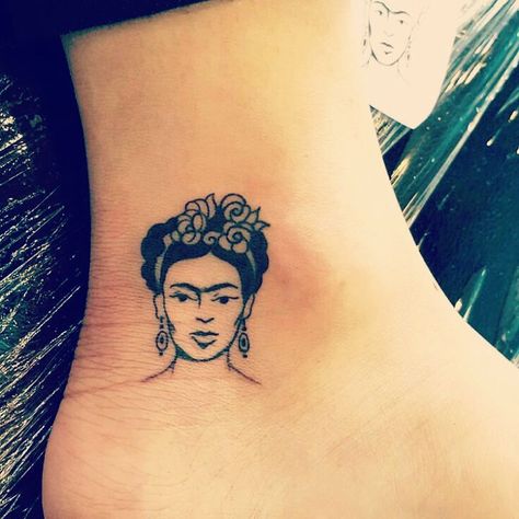 Frida Kahlo Tattoos | POPSUGAR Latina Small Frida Kahlo Tattoo, Frida Tattoo Minimalist, Kahlo Tattoo, Frida Party, Frida Tattoo, Frida Kahlo Tattoos, Eyebrows Tattoo, Artsy Tattoos, Floral Tattoos