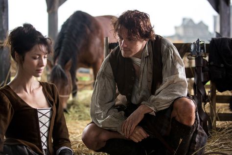 Outlander Trailer, Claire And Jamie, Gabaldon Outlander, Outlander Claire, Outlander Season 1, Diana Gabaldon Outlander, Historical Romance Books, Outlander Casting, Outlander Tv Series