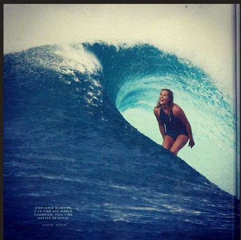 A great cover of Surfer magazine #QSW Steph Gilmore, Stephanie Gilmore, Female Surfers, Art Coquillage, Soul Surfer, Surfer Magazine, Qi Gong, Surf City, Surf Life