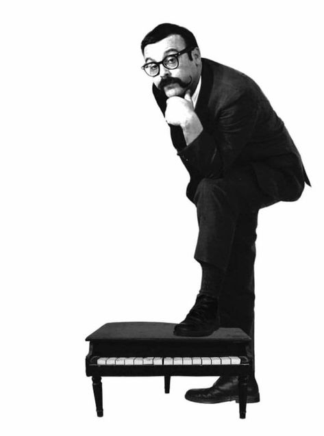 Jazz Pianist and Composer, who wrote much of the music for Peanuts, Vince Guaraldi (July 17, 1928 - February 6, 1976). Vince Guaraldi, Jazz Pianist, Fall Music, Jazz Musicians, Music History, July 17, Singers, Austin, Musician