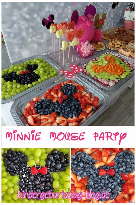 Minnie Mouse Fruit Tray Mickey Party, Mickey Mouse Birthday Fruit Tray, Mickey Mouse Veggie Tray Ideas, Disney Party Snacks Food Ideas, Minnie Fruit Tray, Minnie Birthday Food, Minnie Mouse Shaped Food, Minnie Mouse Pizza, Minnie Mouse Fruit Platter