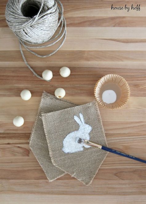 Burlap and Beads Easter Bunny Garland via House by Hoff Painted Tin Cans, Easiest Burlap, Bunny Garland, Handprint Gifts, Diy Burlap, Easter Bunny Wreath, Burlap Crafts, Easter Inspiration, Burlap Banner