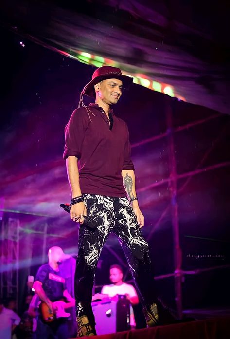 Zubeen Garg Photo, Zubeen Garg, Chaturthi Status, Ganesh Chaturthi Status, 480x800 Wallpaper, Eminem Wallpapers, Iphone Wallpaper Cat, Best Profile, Wallpaper Cat