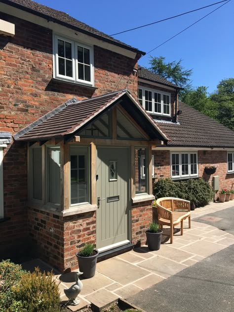 Cottage Porch Extension, Outdoor Parcel Box Ideas, Porch Ideas Exterior Uk, Built On Porch Ideas, Brick Porch Ideas Uk, Extention House Ideas, External Porch Ideas, Uk Porch Ideas, Open Porch Ideas Uk