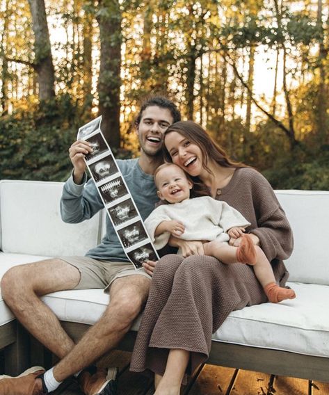 Mary Kate Robertson, John Luke, Mary Kate, Narnia, Pregnancy Announcement, Famous People, Couple Photos