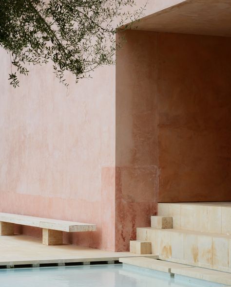 Mikael Olsson, Commissions: Space Magazine John Pawson Interior, Neuendorf House, House Mallorca, John Pawson, Charles Ray, Oscar Niemeyer, Eero Saarinen, Island House, Education Design