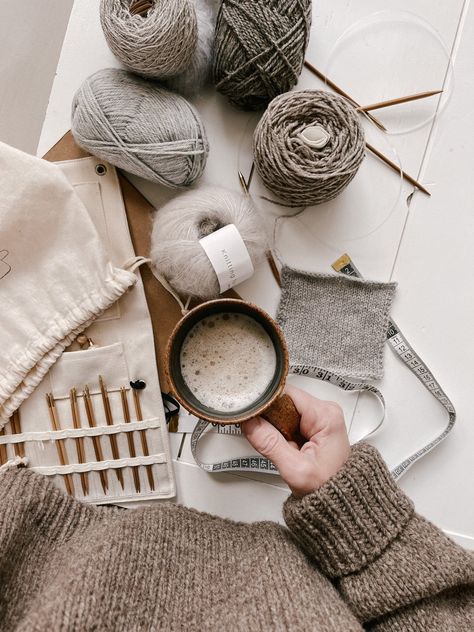 Yarn Images, Flat Lay Photography, Winter Sweater, Winter Aesthetic, Vintage Knitting, Simple Living, Winter Knits, Winter Sweaters, Instagram Inspiration