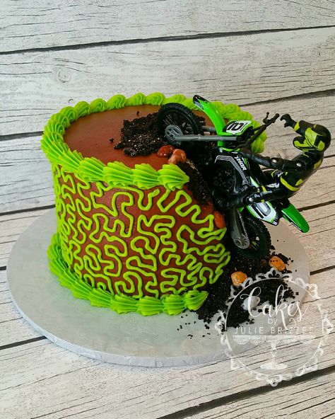 Dirtbike Cake Topper, Dirt Bike Birthday Cakes For Boys, Dirt Bike Theme Cake, Motorcross Cake Ideas, Dirtbike Birthday Cakes, Dirtbike Cake Ideas, Dirt Bike Cakes For Boys, Supercross Cake, Dirt Bike Cake Ideas