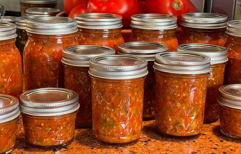 Zucchini Salsa Canning Recipes, Zucchini Salsa Recipe, Zucchini Salsa, Salsa Canning Recipes, Easy Canning, Canning Salsa, Sweet Bell Peppers, Beefsteak Tomato, Shredded Zucchini