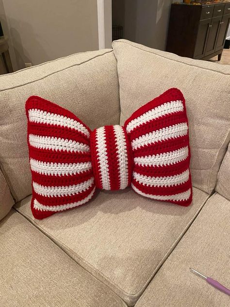 Crochet Candy Cane Pillow, Peppermint Pillow, Crochet Candy Cane, Bow Pillow, Crochet Candy, Xmas Pillows, Crochet Holiday, Yarn Creations, Crochet Cushion