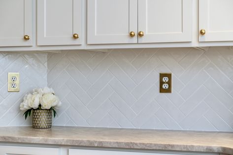 One thing about herringbone pattern is it will never go out of style✨It is a classic design that brings movement & character to the space. #backsplash #kitchendesign #herringbone #tile #kitchenreno Cloe Tile Herringbone Backsplash, 2x8 Herringbone Backsplash, Cloe Tile Kitchen Backsplash Herringbone, 3x6 Subway Tile Backsplash Herringbone, Sage Green Herringbone Kitchen Tile, Grey Herringbone Tile, Herringbone Tile Backsplash, Tile Splashback, Herringbone Backsplash