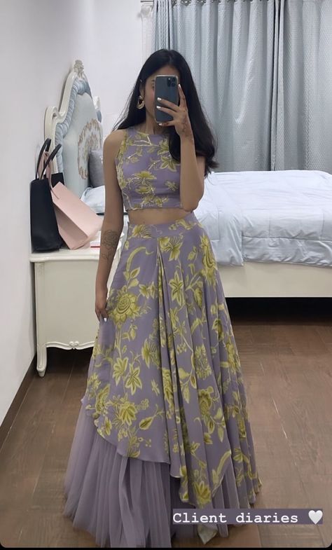 Lehenga Saree Design, Trendy Outfits Indian, Long Gown Design, Lehenga Designs Simple, Traditional Indian Dress, Half Saree Designs, Long Dress Design, Indian Dresses Traditional, Designer Party Wear Dresses