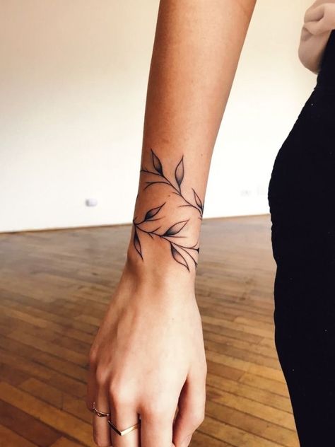 Tattoo #sunflowertattoos #tattooforwomen Wrap Around Wrist Tattoos, Around Arm Tattoo, Wrap Tattoo, Wrist Tattoos For Women, Tattoo Bracelet, Arm Tattoos For Women, Dope Tattoos, Little Tattoos, Simplistic Tattoos