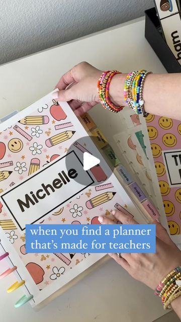 Michelle Hudgeons on Instagram: "there’s just no better feeling 🤩🤩  Follow & comment LINK & I’ll send it straight to your dms!   Organize your lesson plans, small groups, student information sheet, monthly calendar, meetings, to do lists, newsletters, field trip, planning and more all in one customized teacher binder!   Perfect for back to school!   Choose from over 90 editable covers and over 600 editable pages to personalize your binder all year long!   **You will need PowerPoint to edit/add text to the pages!**  #backtoschool #teacherplanner #teacherbinder" Teacher Binder Cover, Student Teaching Binder, Student Teacher Binder, Student Binder Covers, Student Information Sheet, Teaching Binder, Mini Desk Calendar, Student Binders, Student Information