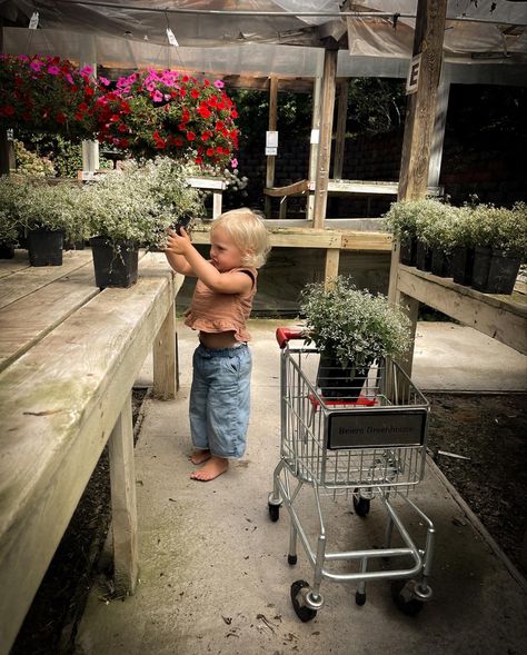 toddler shopping flowers, mini cart toddler, rylee and cru, toddler fashion , toddler outfits, toddler girl boho Toddler Girl Aesthetic, Boho Toddler Girl, Shopping Flowers, Boho Toddler, Baby Aesthetic, Rylee And Cru, Flower Photoshoot, Baby Style, Inner Child