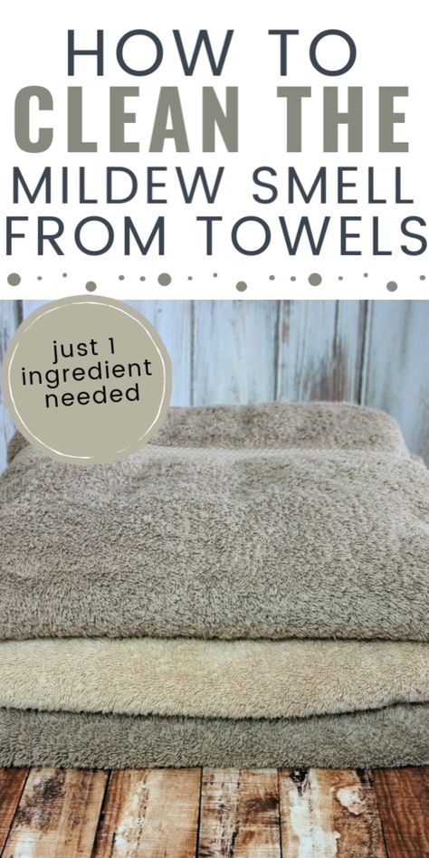 Do you have sour smelling towels with a mildew scent? Use this easy trick to get them smelling fresh again. How To Clean Towels With Vinegar, How To Make Your Towels Smell Fresh, Cleaning Towels With Vinegar, Make Towels Smell Fresh Again, How To Get Sour Smell Out Of Towels, How To Get Towels Smelling Fresh, Fresh Towels Laundry Tips, Deep Clean Towels, Wash Towels With Vinegar