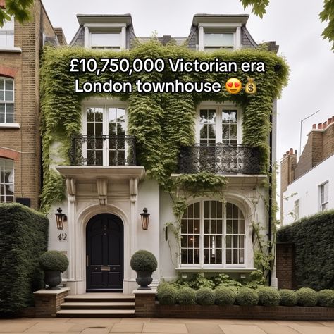 British Houses, Victorian Homes Exterior, Townhouse Exterior, Victorian Townhouse, London Townhouse, Home Id, Victorian London, Fantasy Homes, Victorian House