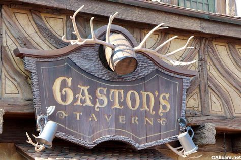 Magic Kingdom Quick Service, Gastons Tavern, Beauty And The Beast Diy, Dining At Disney World, Beauty And The Beast Costume, Beast Costume, Halloween Beauty, Disney World Restaurants, Set Design Theatre