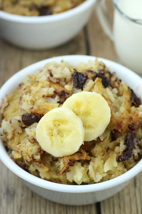 Classic Banana Chocolate Chip Rice Pudding | Easy Gluten Free Dessert Banana Rice Pudding, Leftover Rice Pudding, Gluten Free Banana Pudding, Gluten Free Christmas Baking, Easy Gluten Free Dessert, Oven Baked Rice, Easy Rice Pudding, Banana And Rice, Pudding Banana