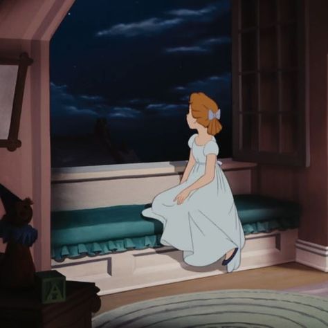 Wendy Peter Pan, Old Disney Movies, Mad Woman, Peter And Wendy, Disney Icons, Disney Nerd, Film Disney, Old Disney, Pinturas Disney