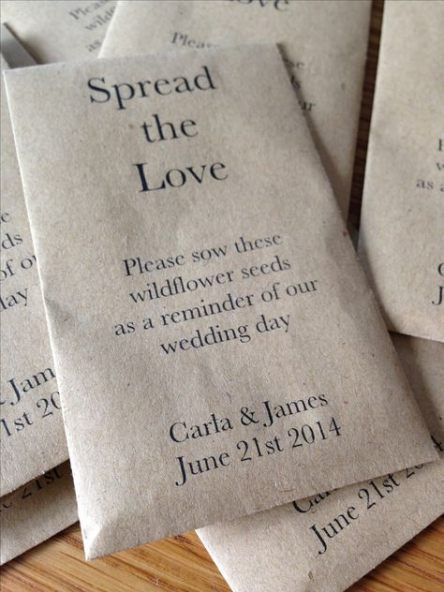 Cost Effective Wedding, Diy Seed Packets, Wedding Tokens, Vintage Wedding Favors, Creative Wedding Favors, Inexpensive Wedding Favors, Cheap Favors, Elegant Wedding Favors, Inexpensive Wedding