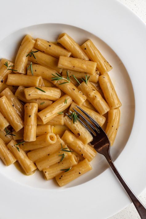 Insanely Delicious Garlic Butter Pasta - The Burnt Butter Table Pasta Alfredo Recipe, Making Homemade Pasta, Confit Garlic, Butter Sauce For Pasta, Garlic Butter Pasta, Pasta Alfredo, Pasta Recipes Alfredo, Pasta Making, Vegan Baking Recipes