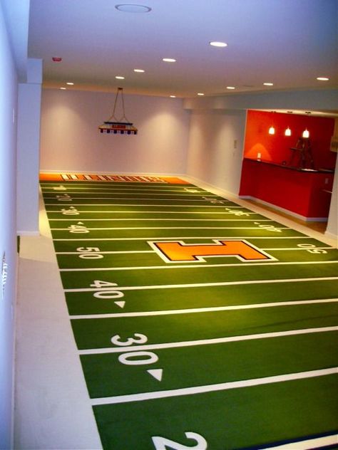 Man Cave Bar Diy, Man Cave Designs, Football Man Cave, Sports Man Cave, Ultimate Man Cave, Man Cave Room, Man Cave Basement, Man Cave Home Bar, Woman Cave