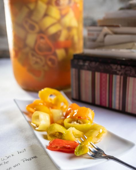 Hungarian Wax Pepper Salsa, Hungarian Yellow Wax Pepper Recipes, Hot Hungarian Peppers Recipes, Hungarian Hot Wax Pepper Recipes, Hungarian Wax Pepper Recipes, Hot Pepper Oil Recipe, Fermenting Crock Recipes, Hungarian Wax Peppers, Hungarian Peppers