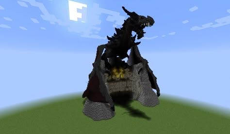 Dragon Head Minecraft, Minecraft Inventions, Minecraft Skyrim, Minecraft Statue, Minecraft Dragon, Statue Ideas, Minecraft Figures, Minecraft Statues, Minecraft Things