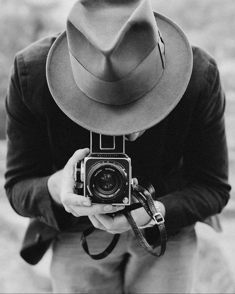 Hasselblad Photography, Hasselblad Camera, Gentleman Quotes, Medium Format Camera, Inspiring Words, Quotes Inspiring, Portrait Ideas, Film Cameras, Photography Camera