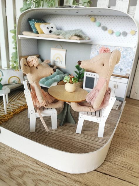 Medium Dollhouse in a Suitcase, Miniature Furniture in 1:12 Scale, Maileg Mouse House - Etsy UK Maileg Mouse House, Portable Doll House, Travel Dollhouse, Maileg Mouse, Mouse House, Sylvanian Families, Miniature Furniture, Slovenia, Ideal Home