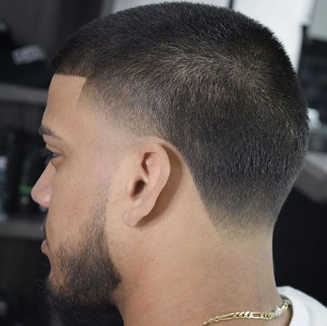 Low Taper Fade Haircut Buzzcut, High Taper Buzz Cut, Low Taper Buzzcut, Buzz Cut Taper Fade, High Taper Fade, Best Short Haircuts For Men, Beard Line, Low Taper Fade Haircut, High Taper