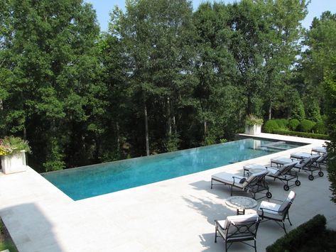 Pool Infinity, Vanishing Edge Pool, Lap Pool Designs, Edge Pool, Florida Pool, Residential Pool, Swimming Pool Landscaping, Custom Swimming Pool, Sloped Backyard