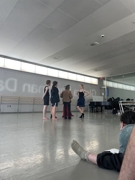 Julliard School Aesthetic Dance, Julliard Aesthetic, Juliard School Aesthetic, Juilliard Aesthetic, Julliard School Aesthetic, Julliard School, Rich Women, School Aesthetic, Ballet