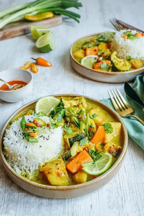 Green Curry Vegetarian, Green Curry Vegan, Vegan Thai Curry, Vegan Thai Green Curry, Thai Green Curry, Green Curry, Healthy Veggies, Batch Cooking, Healthy Vegetarian