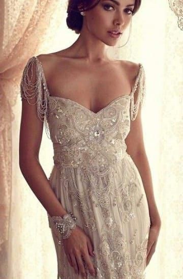 50 Gorgeous Wedding Dress Details That Are Utterly To Die For #weddingdressesclassic 1920 Wedding Dress, 20s Wedding Dress, Anna Campbell Wedding Dress, Beaded Dresses, Old Hollywood Wedding, Wedding Dress 2013, Vintage Hollywood Glamour, Dress Pictures, Anna Campbell