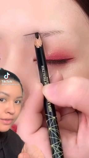 Quick Eye Makeup, Face Makeup Tutorial Video, Teknik Makeup, Membentuk Alis, Bentuk Alis, Eyebrow Makeup Tutorial, Beginners Eye Makeup, Eyebrow Makeup Tips, Eye Makeup Techniques